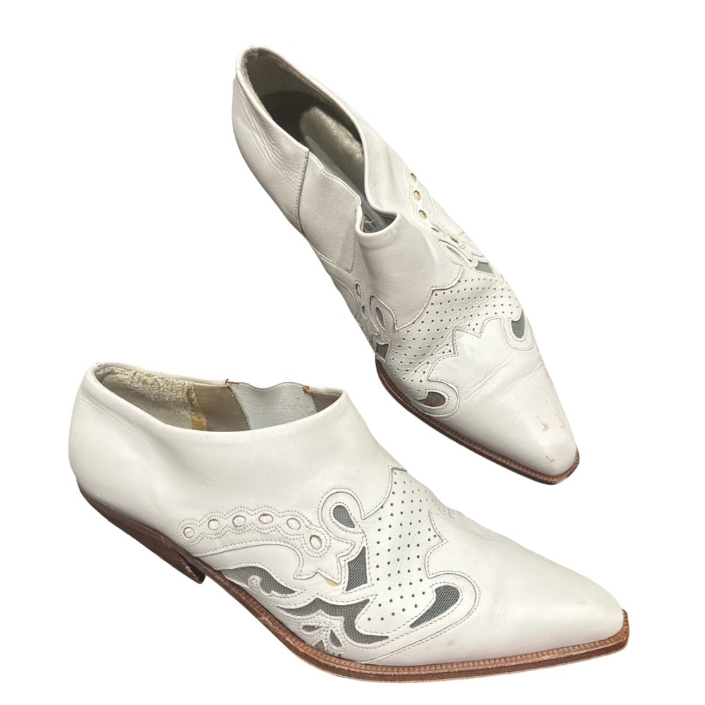 Via Spiga White Leather Western Cutout Pointed Toe Ankle Boots Size 6 Italy
